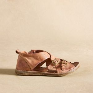 Reiley Buckle Sandal - 41, Cognac