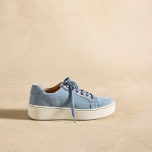 Mira Sneakers - 6.5, Light blue